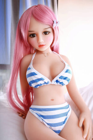 88 cm-es mini japán szexbaba – Pamela