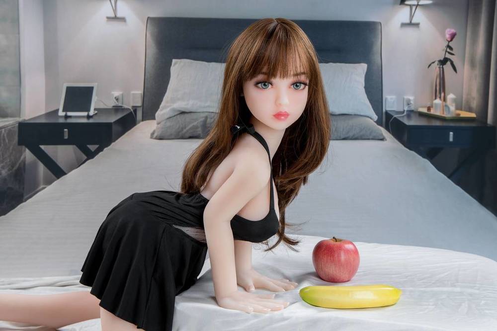 mini fuck doll