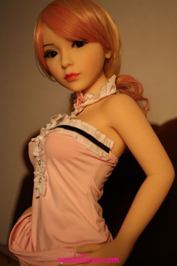 Lifelike-Cute-Mini-Sex-Doll-6