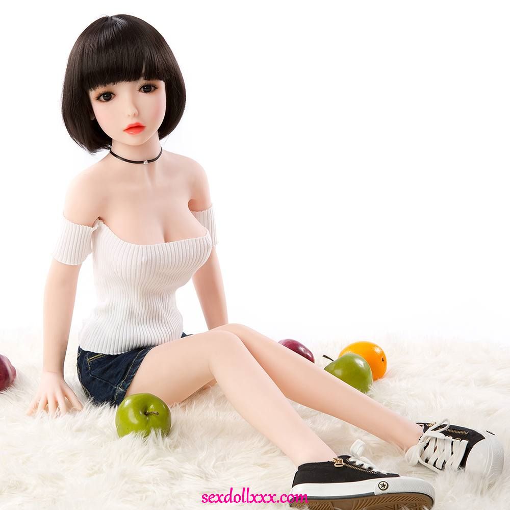 realistic-toy-dolls-6a10