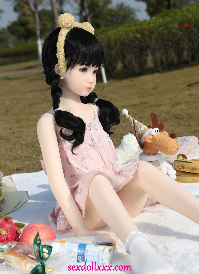 tiny-lifelike-baby-dolls-s22