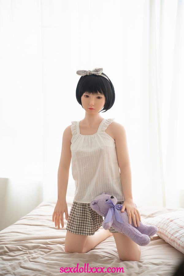 japanese-silicone-doll-x64
