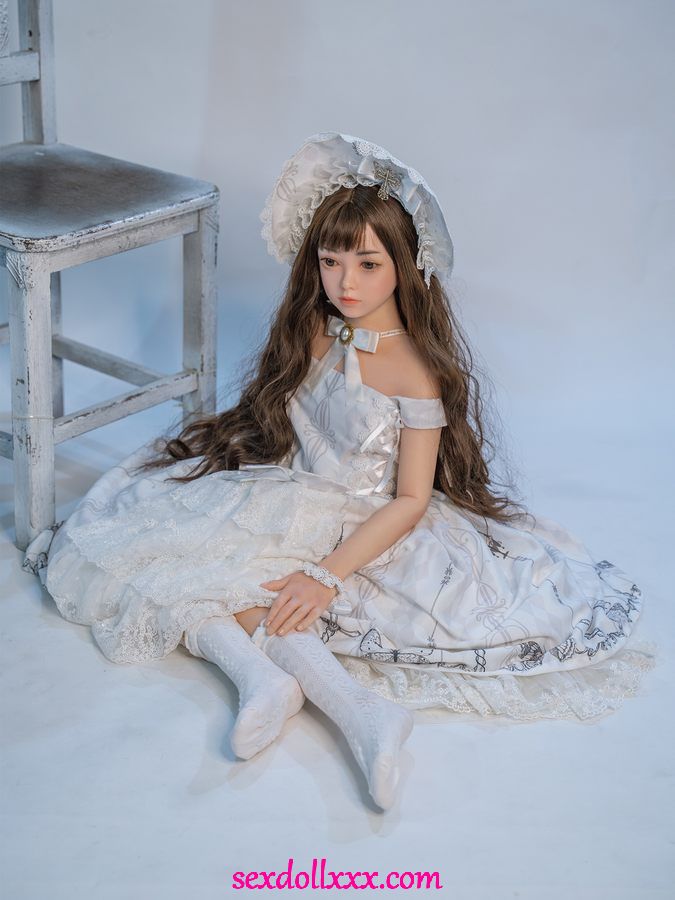 mini-silicone-sex-doll-x827
