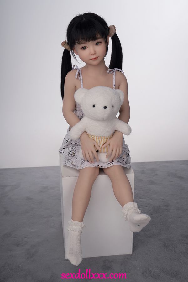 real-girl-sex-dolls-z512