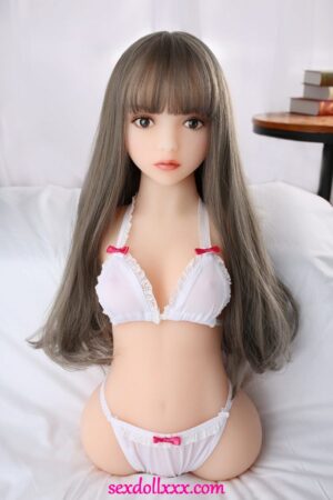 Poupée de sexe demi-corps