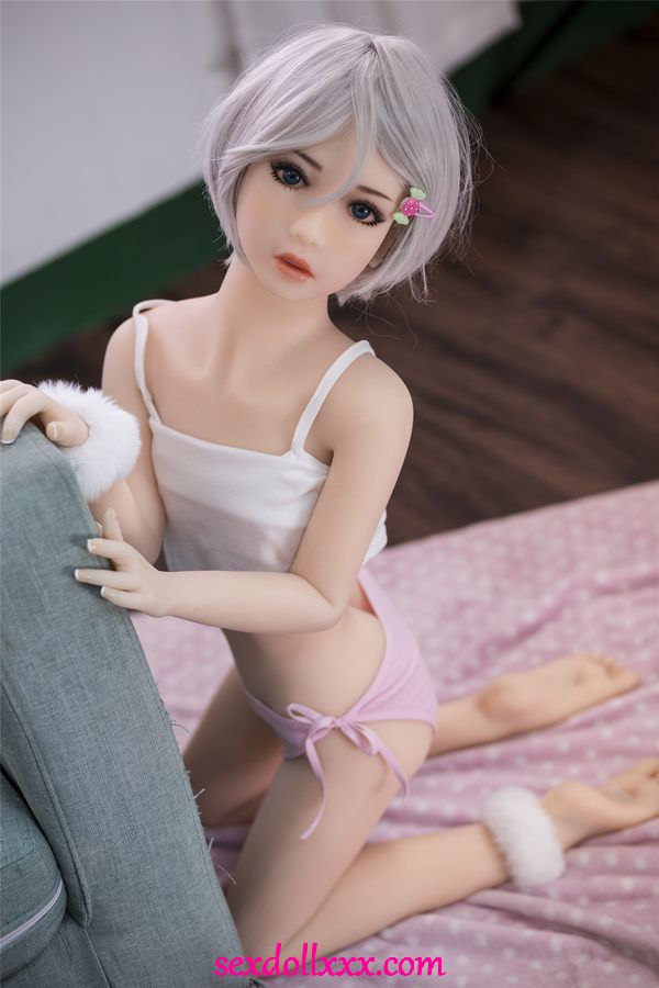 real-life-sex-dolls-3s2