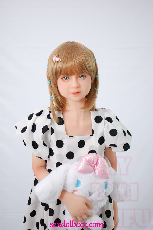 akeno-sex-doll-gfyk2