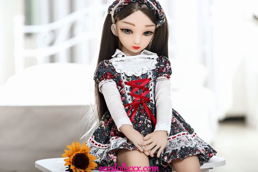 polly-doll-com-uhkm3