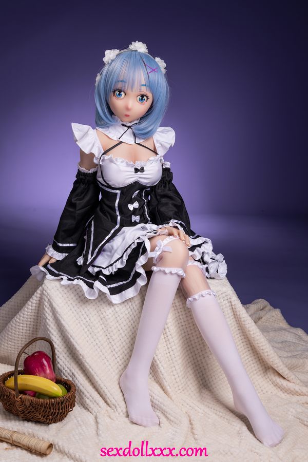 synthetics-doll-kiopq2