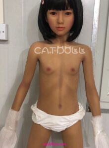 catdoll young girl g9iuj4