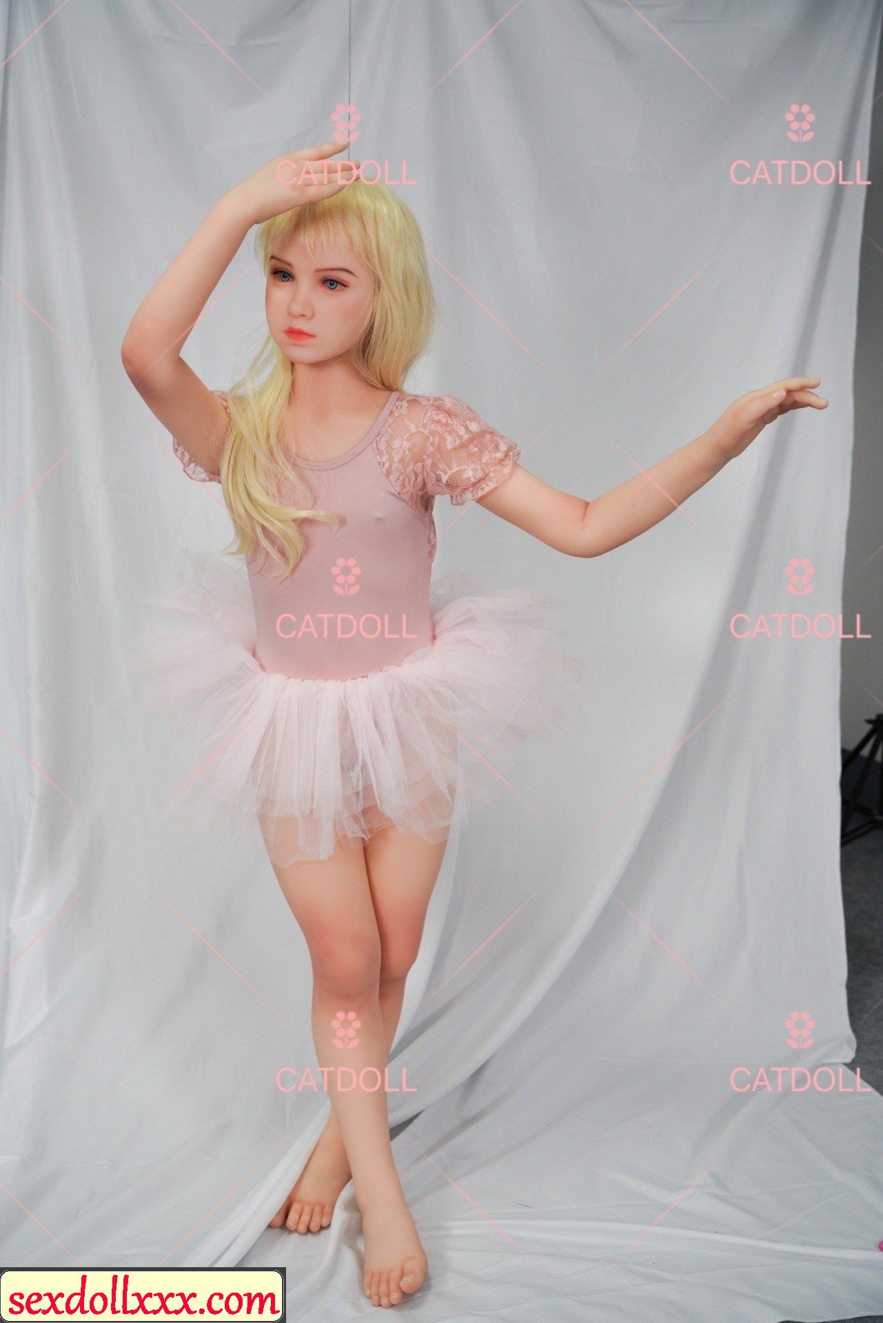 doll-rough-fuck-d5t7u23