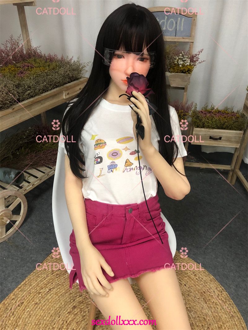 doll-sex-reddit-e5tux8