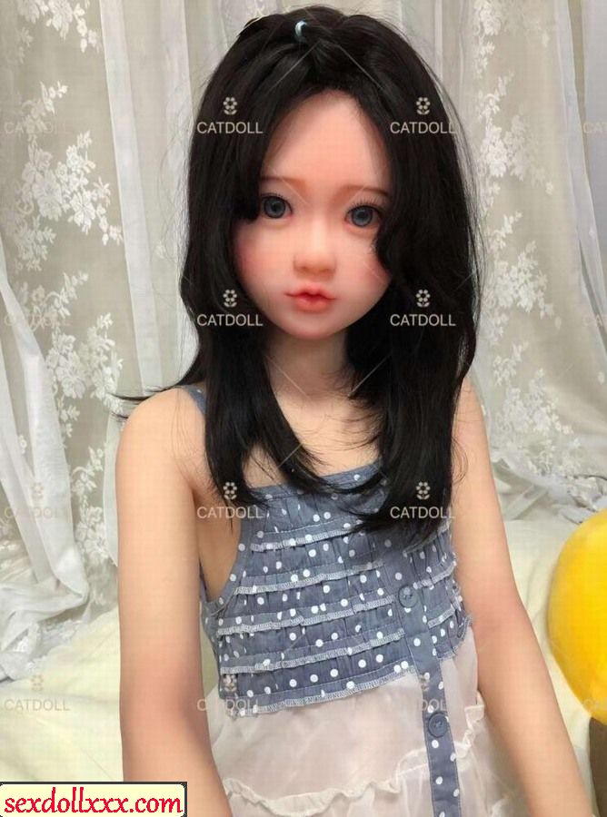 flat-chest-body-catdoll-t6isq5