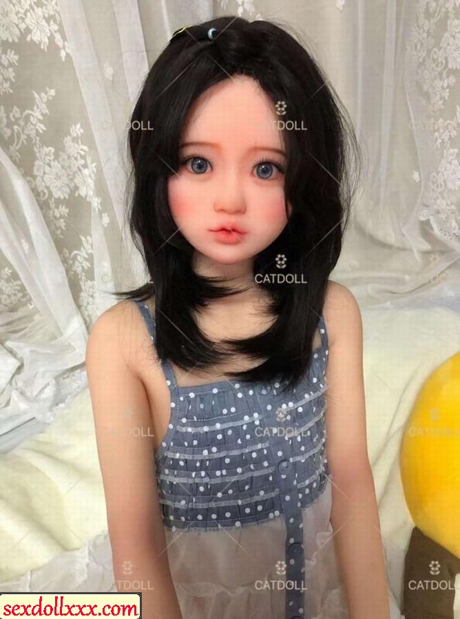 flat-chest-body-catdoll-t6isq6