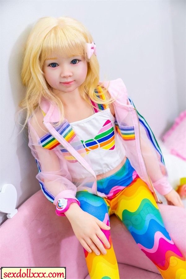 kissable-sex-doll-b7uj20
