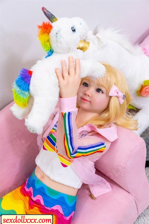 kissable-sex-doll-b7uj26