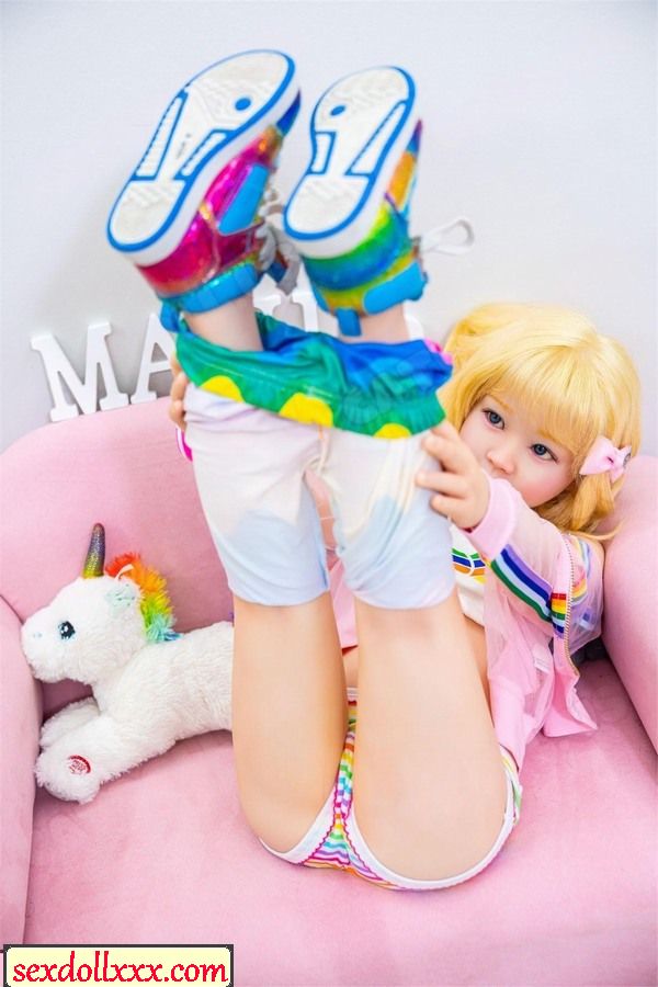 kissable-sex-doll-b7uj3