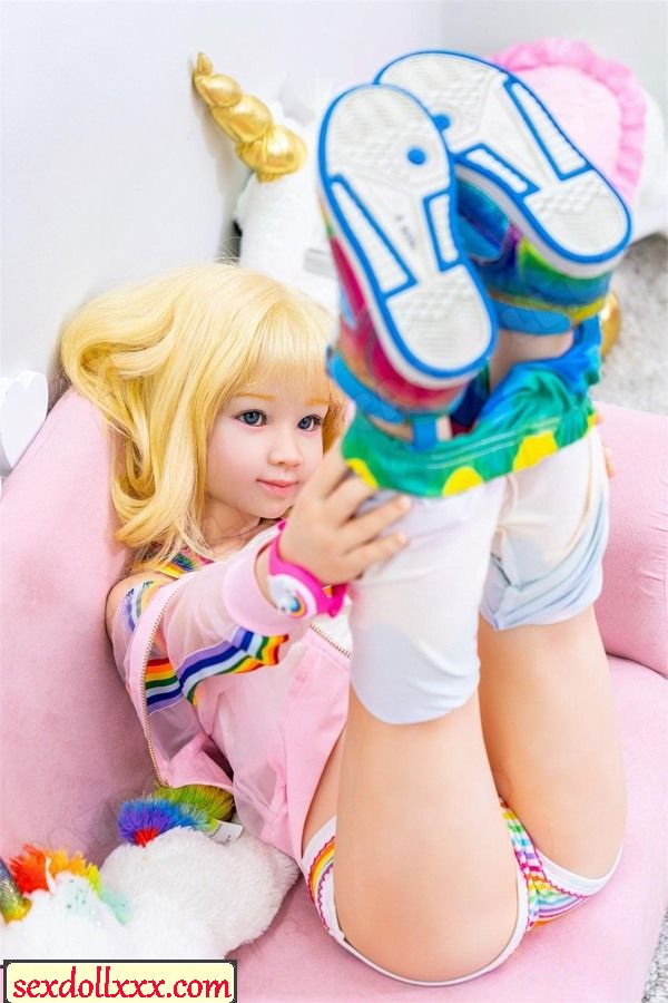 kissable-sex-doll-b7uj4