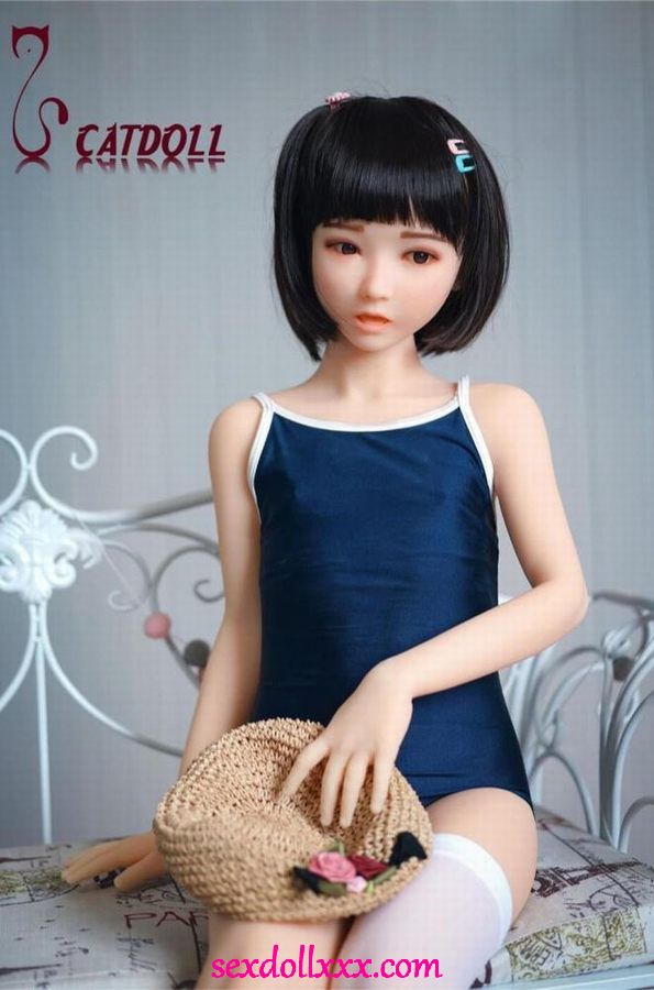ultimate-sex-doll-n8iux2