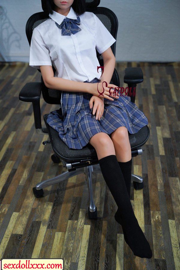 yuri-sex-doll-margo-e3sxb5