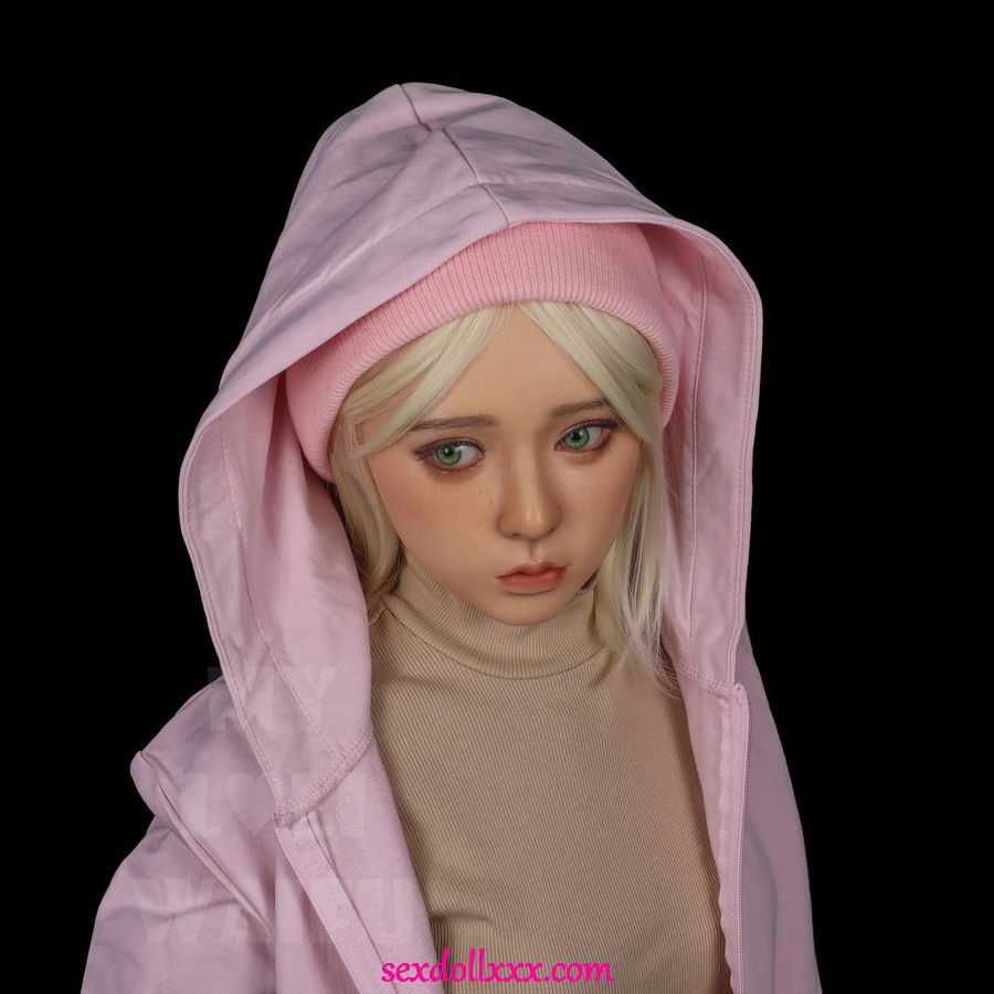 148cm-silicone-dolls-00w2s9