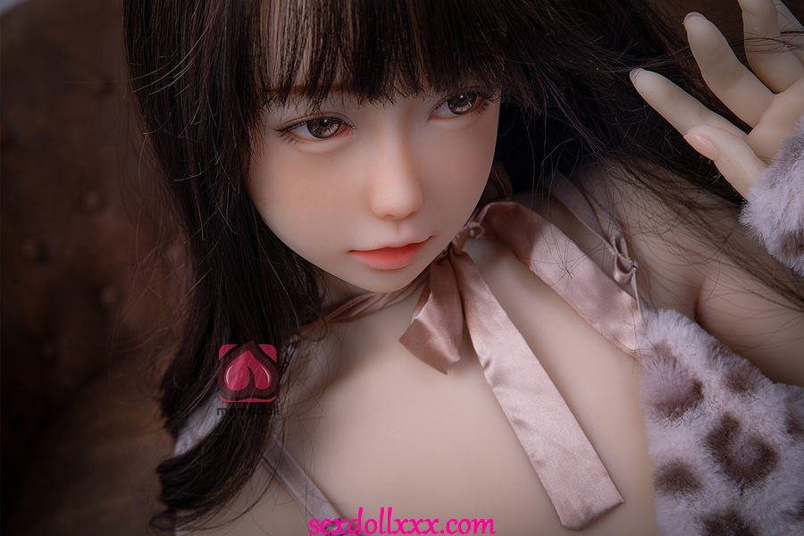 hit-sex-doll-u64ex4