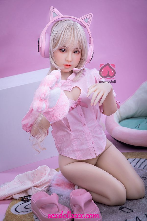 sex-doll-couple-t6esx8