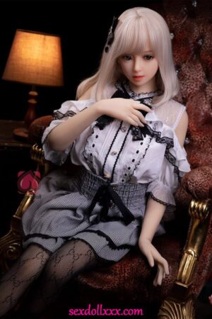 Japanese Sexy Sex Doll With Hot Ass - Raeann