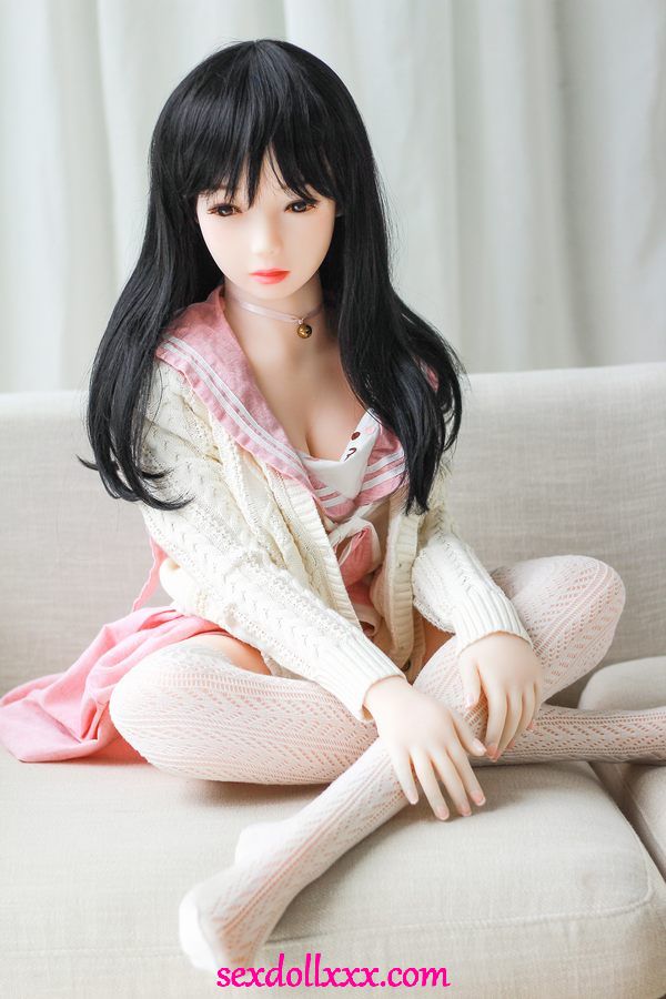 young-asian-dolls-ii9xt6