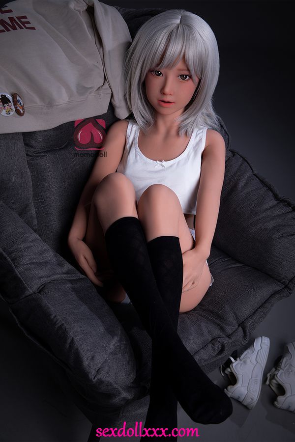 julia-sex-doll-xRx13t20