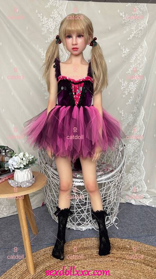 robo-doll-sex-rWq25g27