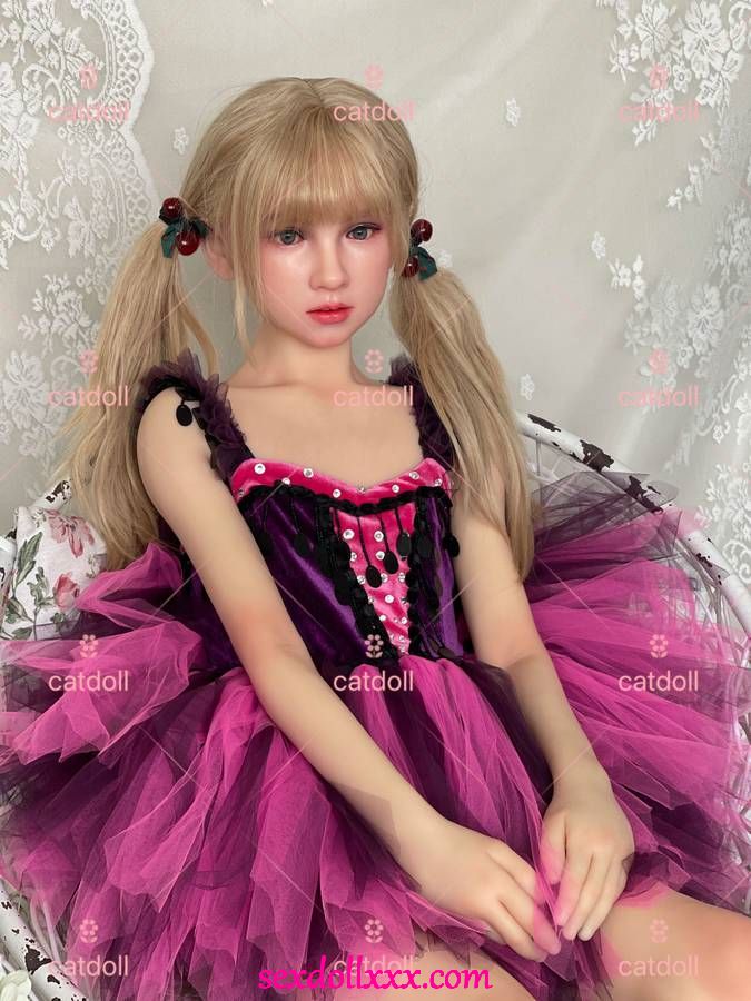 robo-doll-sex-rWq25g29