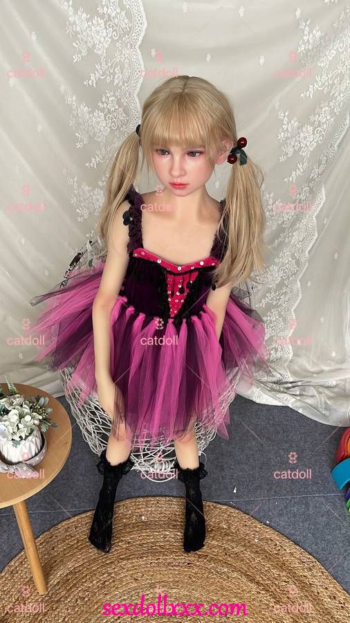 robo-doll-sex-rWq25g5
