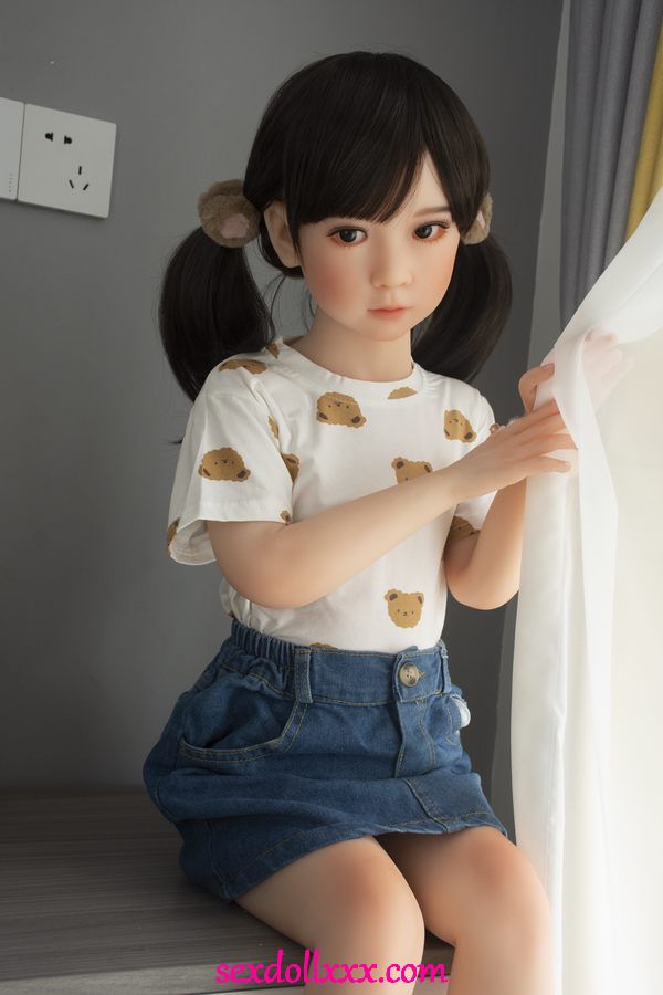sex-doll-store-aZa02h7