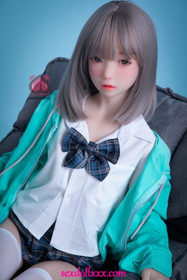 sex-doll-using-mEa62y1