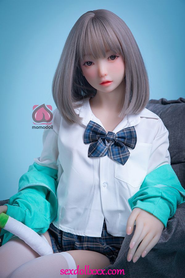 sex-doll-using-mEa62y3