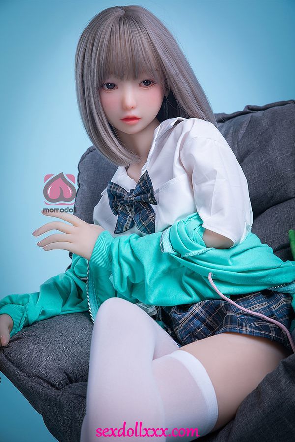 sex-doll-using-mEa62y5