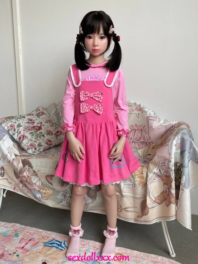 128cm-young-doll-w2eiux21