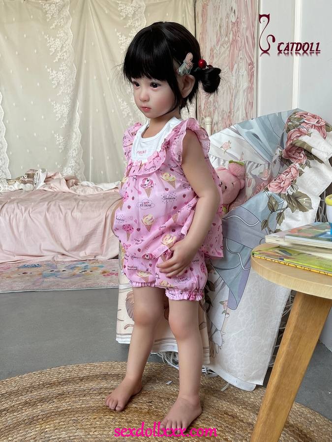 88cm-little-doll-b7tgx18