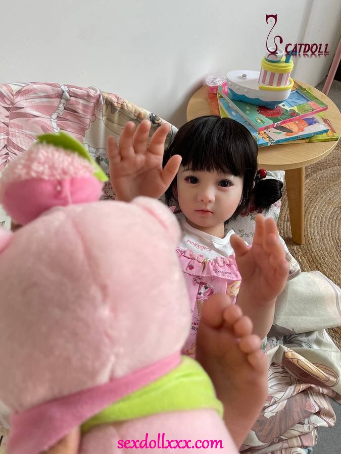 88cm-little-doll-b7tgx24
