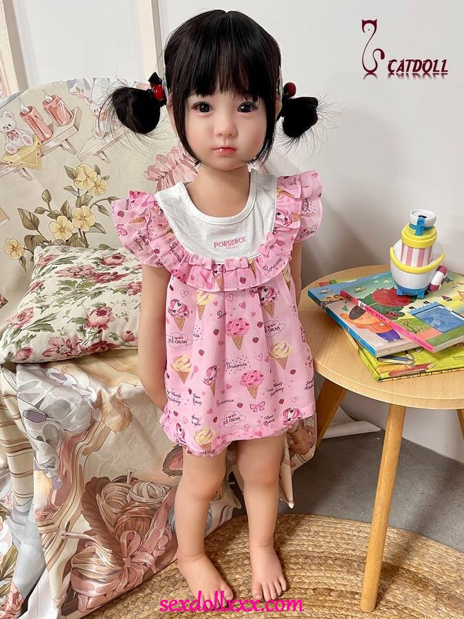 88cm-little-doll-b7tgx5
