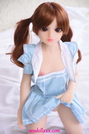 Porn Cums Hard In Sex Doll Porn - Apryl