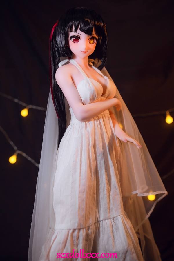 aoc-sex-doll-fGa89u5
