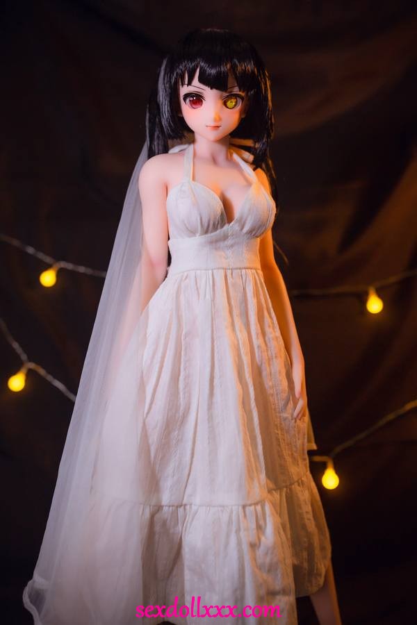 aoc-sex-doll-fGa89u6