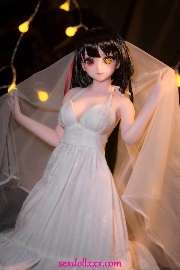 aoc-sex-doll-fGa89u8