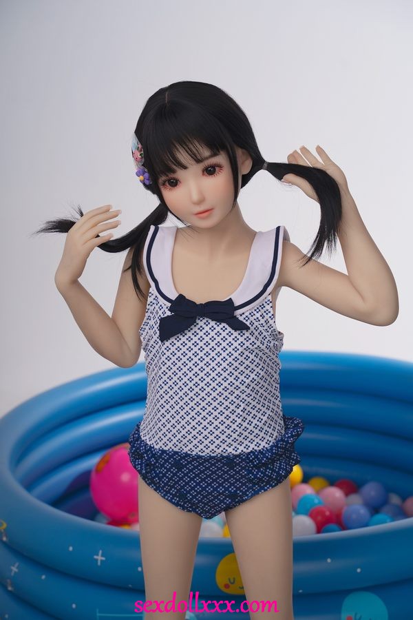 blue-sex-doll-nBn90u1