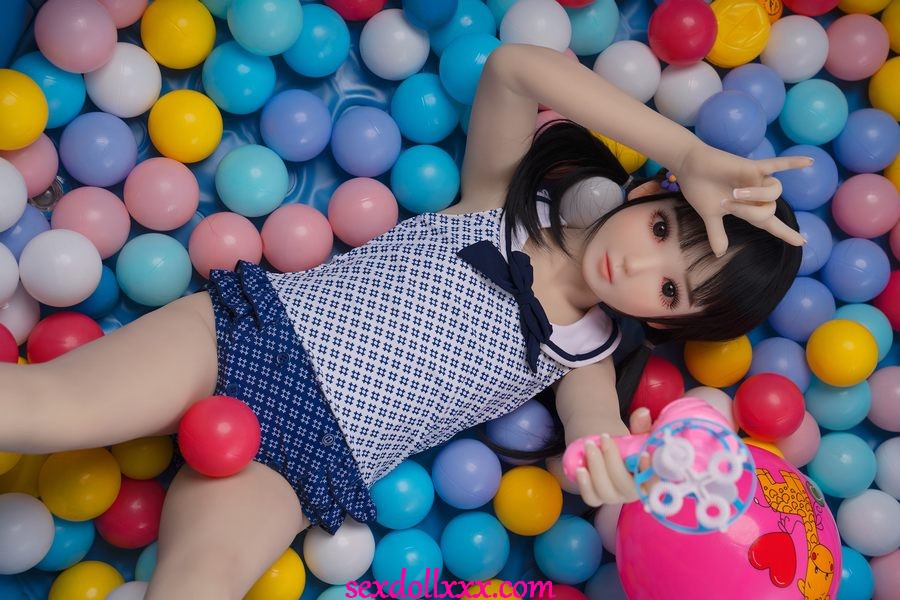 blue-sex-doll-nBn90u10