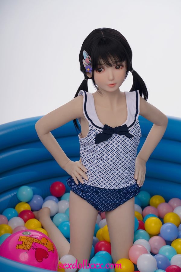 blue-sex-doll-nBn90u5