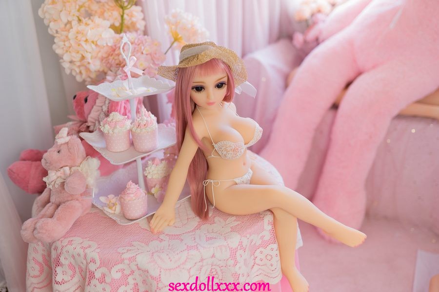 buy-female-sex-doll-mDu63l17