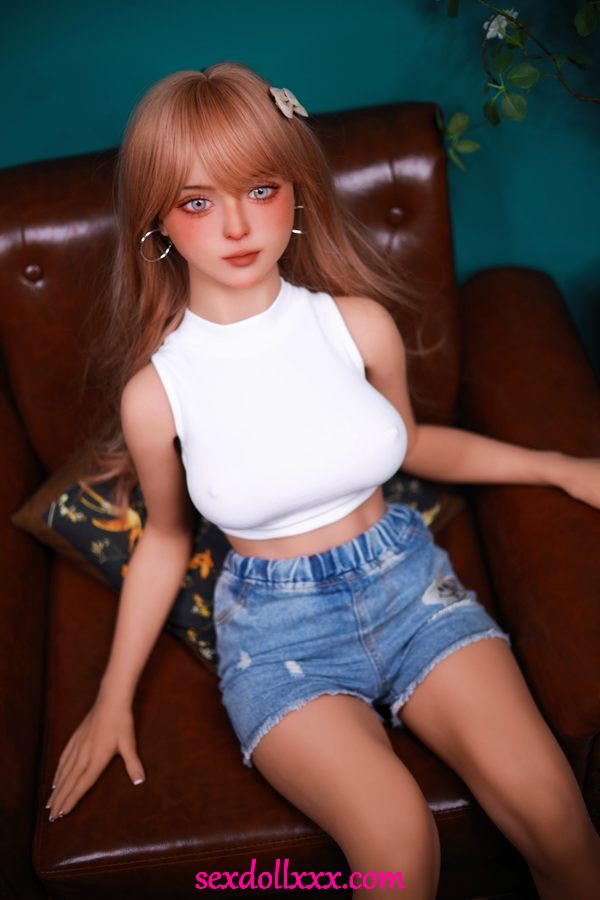 buying-a-sex-doll-rFs97p10